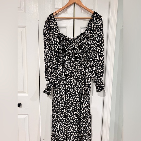 H&M Dresses & Skirts - H&M prairie / boho maxi dress - size Medium
